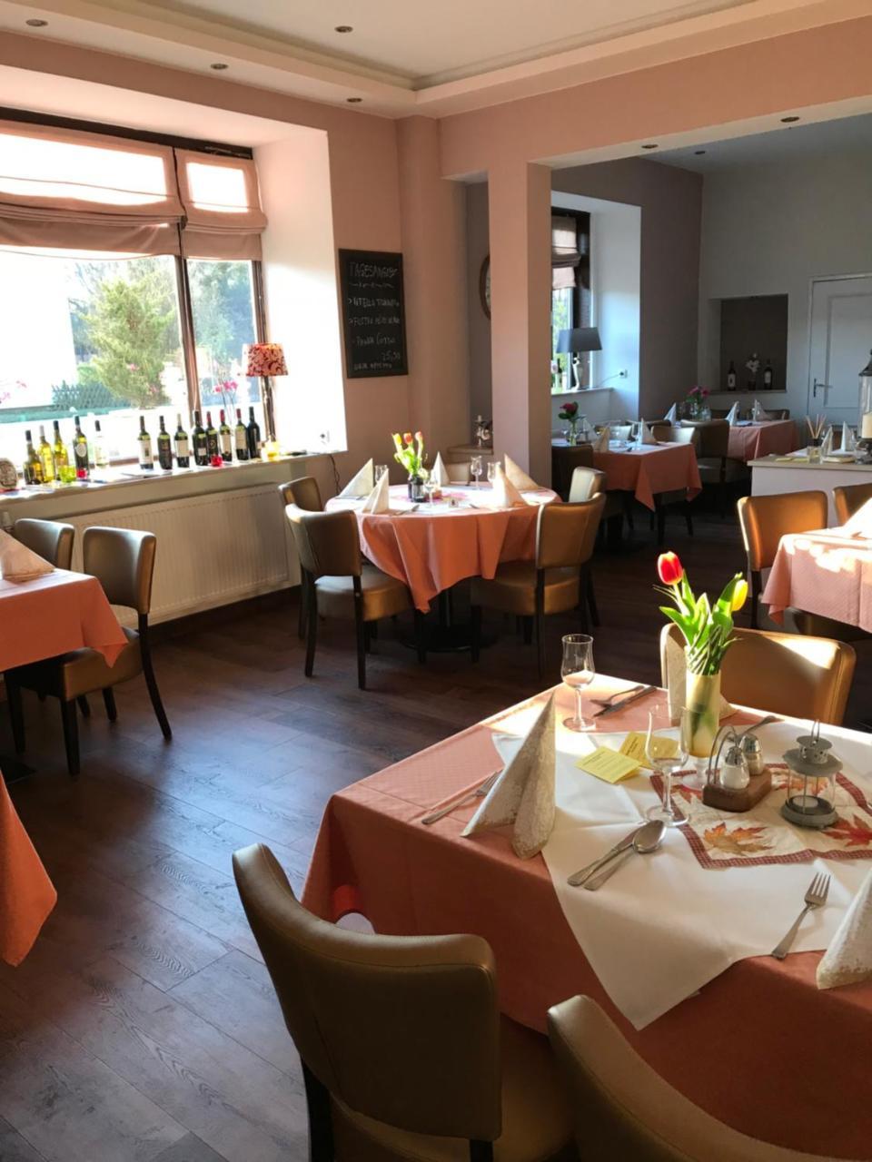 Teramo Restaurant Hotel Muehlenstein Bienenbuettel Экстерьер фото